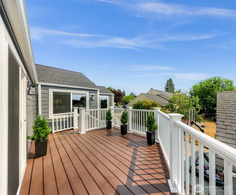 Property photo for 5717 59th Avenue Ne, Seattle photo 33