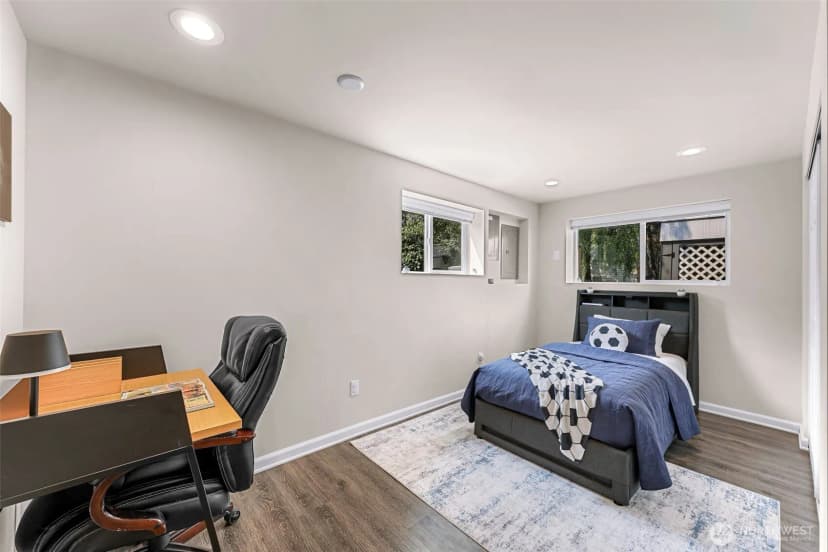 Property photo for 5717 59th Avenue Ne, Seattle photo 30