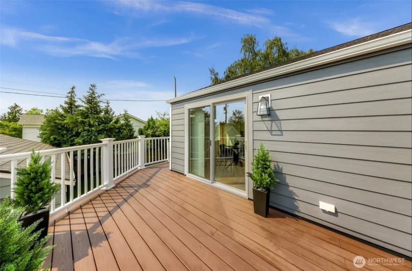 Property photo for 5717 59th Avenue Ne, Seattle photo 32