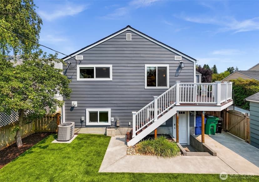 Property photo for 5717 59th Avenue Ne, Seattle photo 34