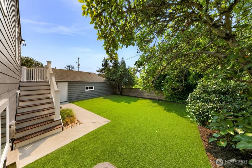 Property photo for 5717 59th Avenue Ne, Seattle photo 35