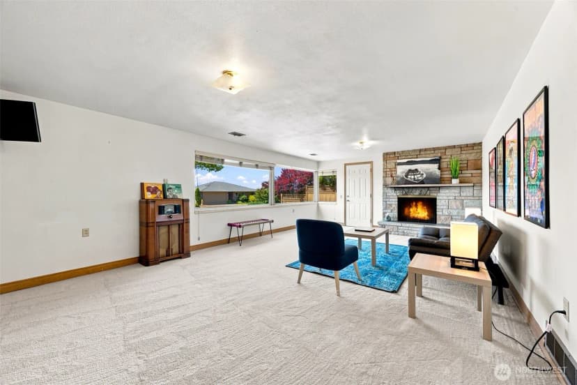 Property photo for 9304 23rd Avenue Nw, Seattle photo 27