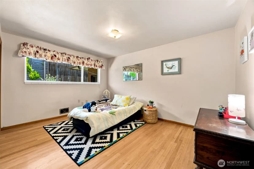 Property photo for 9304 23rd Avenue Nw, Seattle photo 22