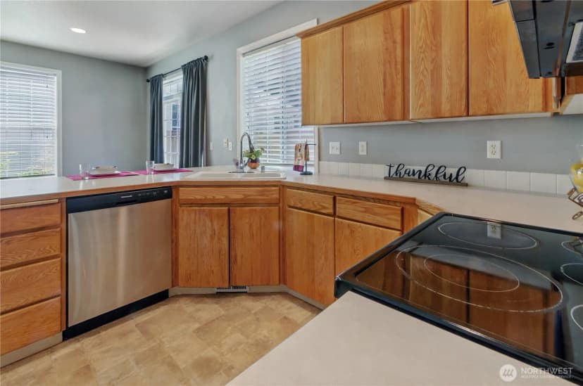 Property photo for 8225 Sweetbrier Loop Se, Olympia photo 15