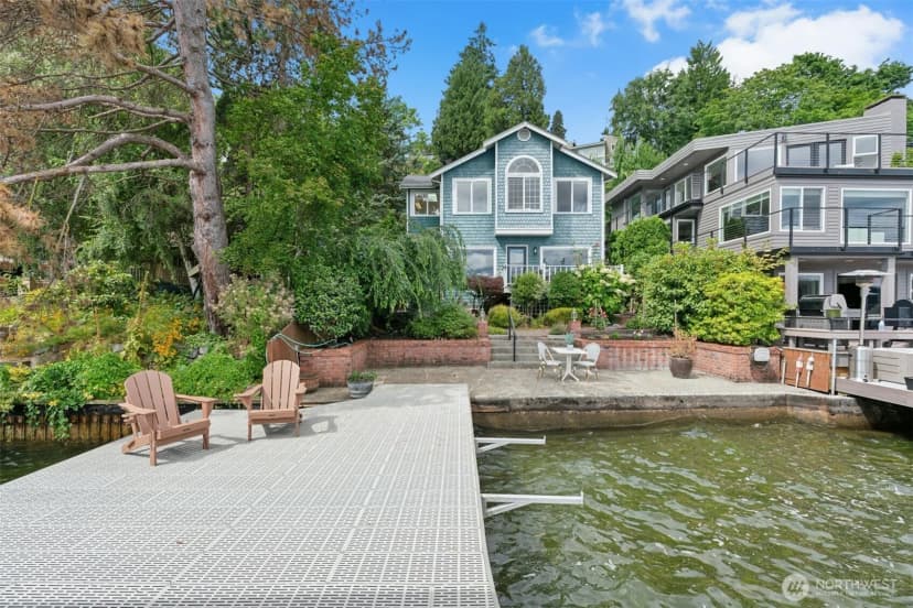 Property photo for 11728 Riviera Place Ne, Seattle