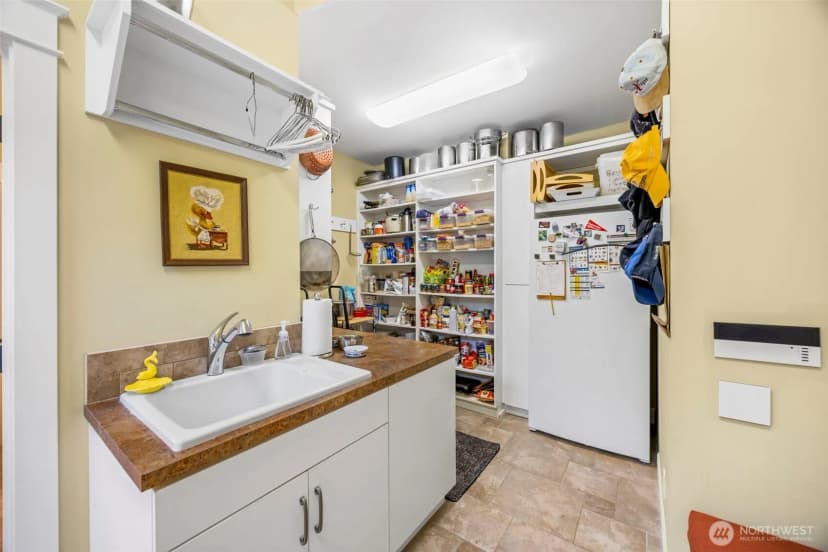Property photo for 9818 Miami Beach Road Nw, Seabeck photo 22