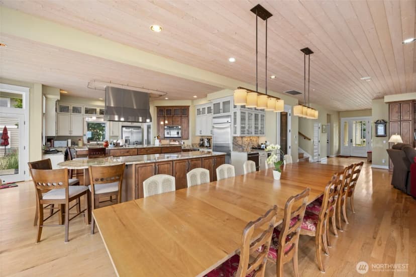 Property photo for 9818 Miami Beach Road Nw, Seabeck photo 16