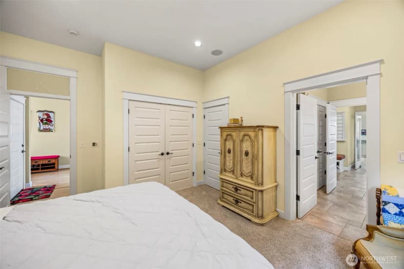 Property photo for 9818 Miami Beach Road Nw, Seabeck photo 24