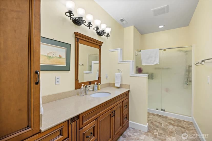 Property photo for 9818 Miami Beach Road Nw, Seabeck photo 32