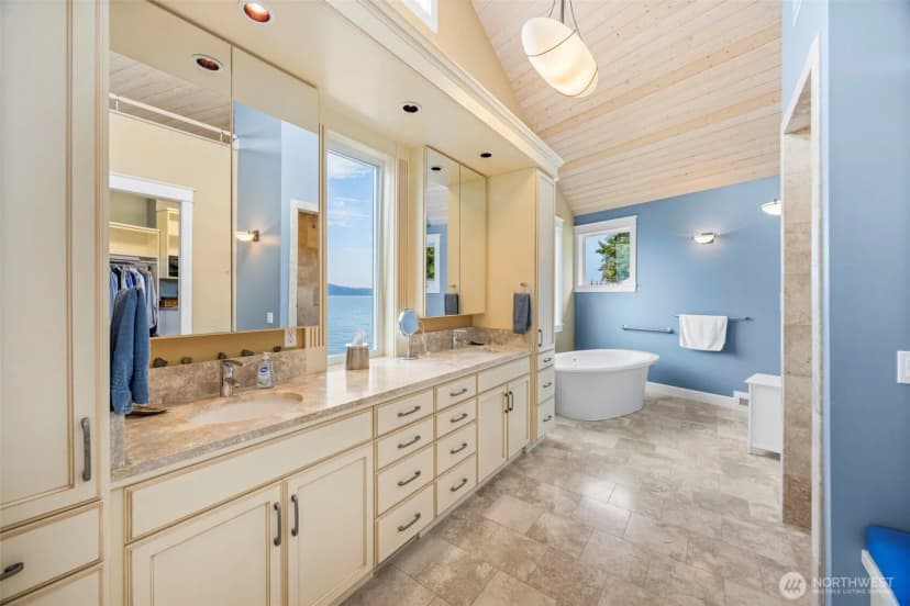 Property photo for 9818 Miami Beach Road Nw, Seabeck photo 33