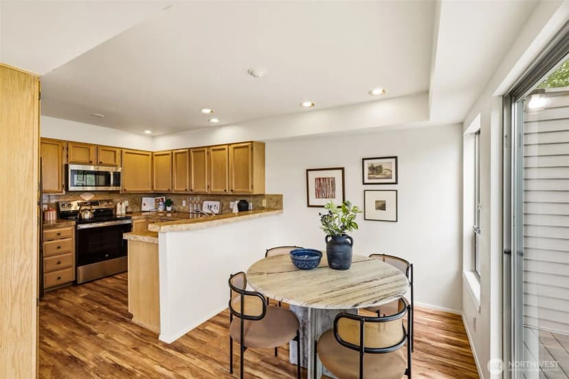 Property photo for 7250 Old Redmond Road #c-112, Redmond photo 12