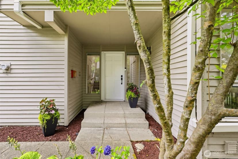 Property photo for 7250 Old Redmond Road #c-112, Redmond photo 2