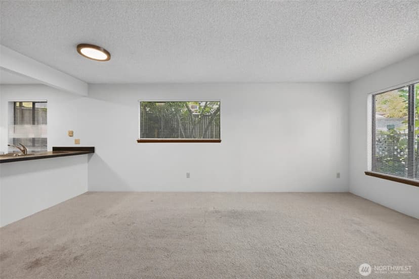 Property photo for 1740 Ne 86th Street #101, Seattle photo 11