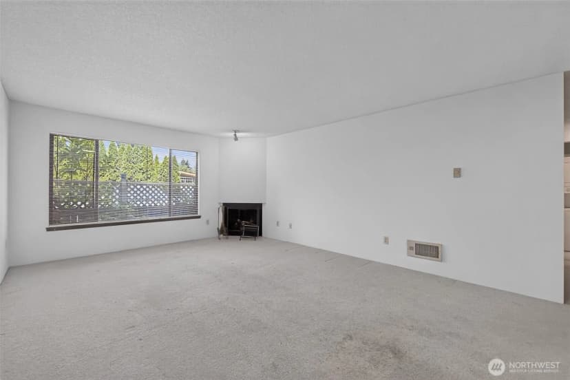 Property photo for 1740 Ne 86th Street #101, Seattle photo 13