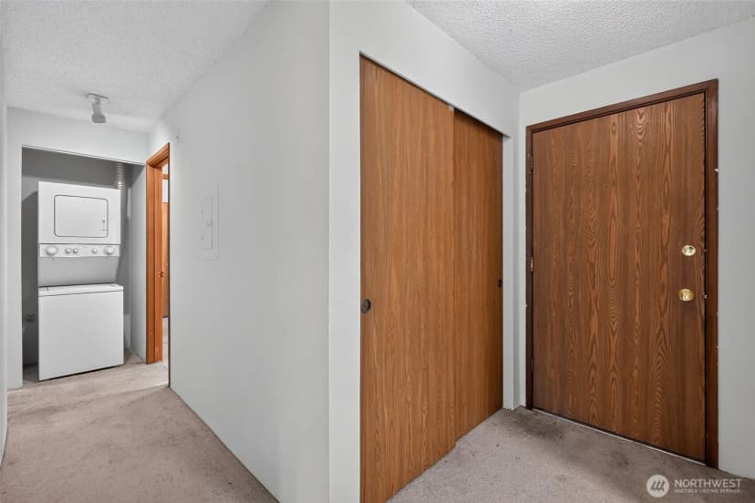 Property photo for 1740 Ne 86th Street #101, Seattle photo 15