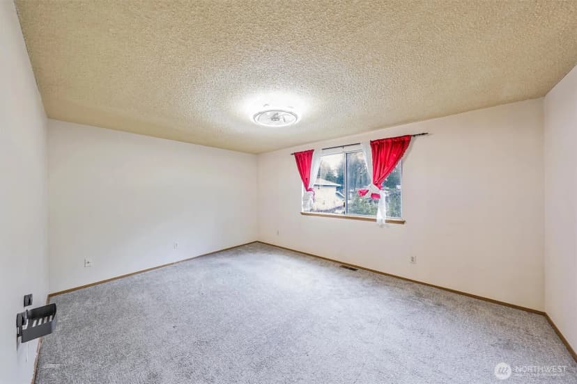 Property photo for 31616 3rd Place S, Federal Way photo 18