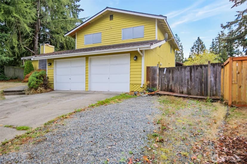 Property photo for 31616 3rd Place S, Federal Way photo 2