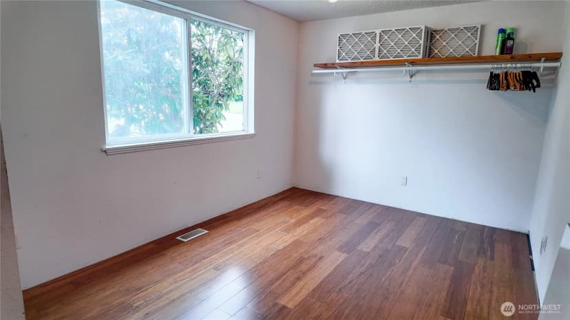 Property photo for 37702 27th Place, Federal Way photo 13