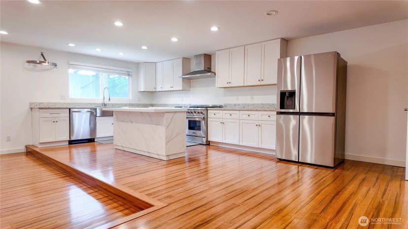 Property photo for 37702 27th Place, Federal Way photo 10