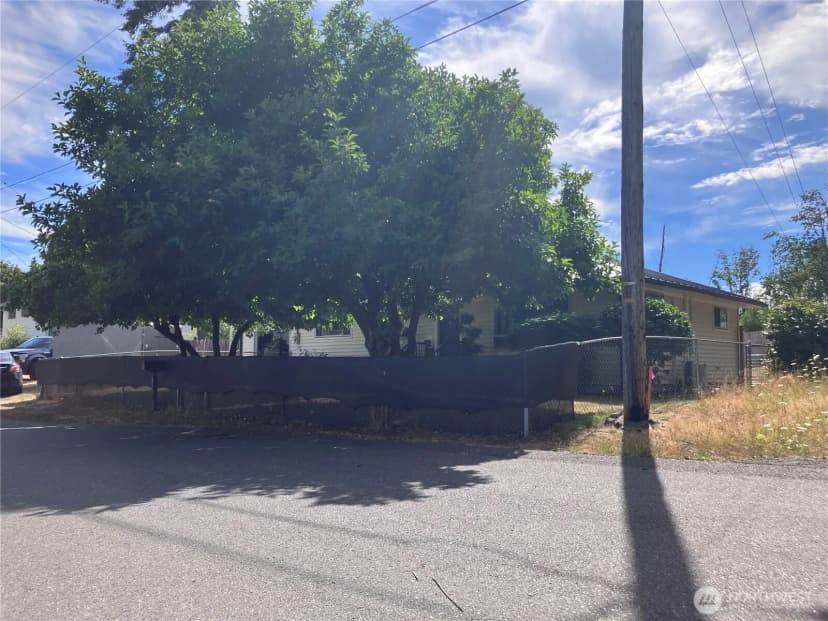 Property photo for 703 S 16th Street, Shelton photo 33