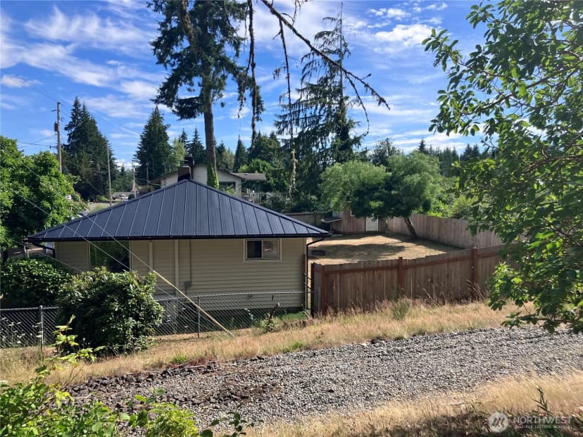 Property photo for 703 S 16th Street, Shelton photo 34