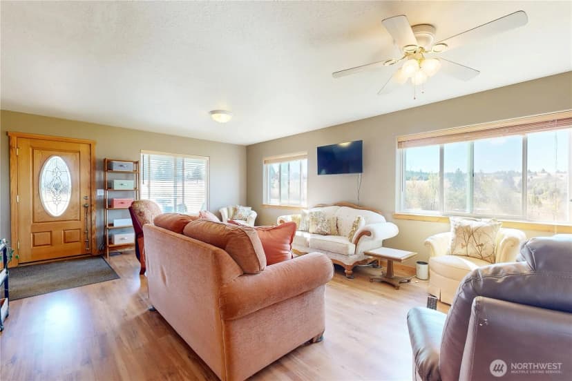 Property photo for 5112 Lewis Peak Road, Waitsburg photo 9