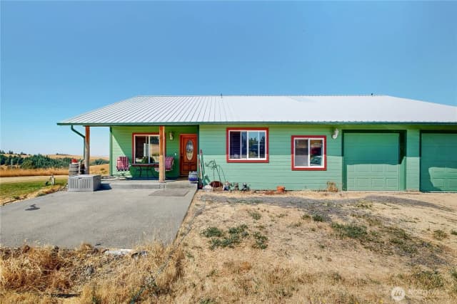 Property photo for 5112 Lewis Peak Road, Waitsburg photo 3