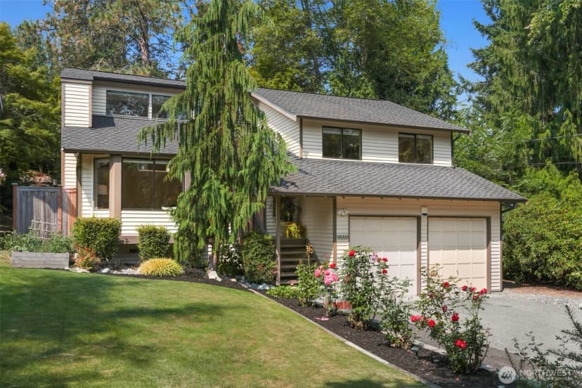 Property photo for 9559 45th Avenue Ne, Seattle