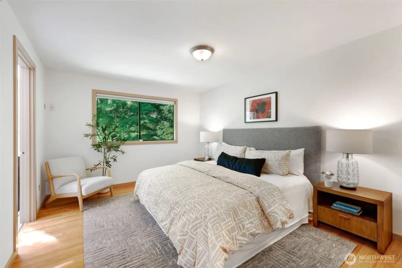 Property photo for 9559 45th Avenue Ne, Seattle photo 17