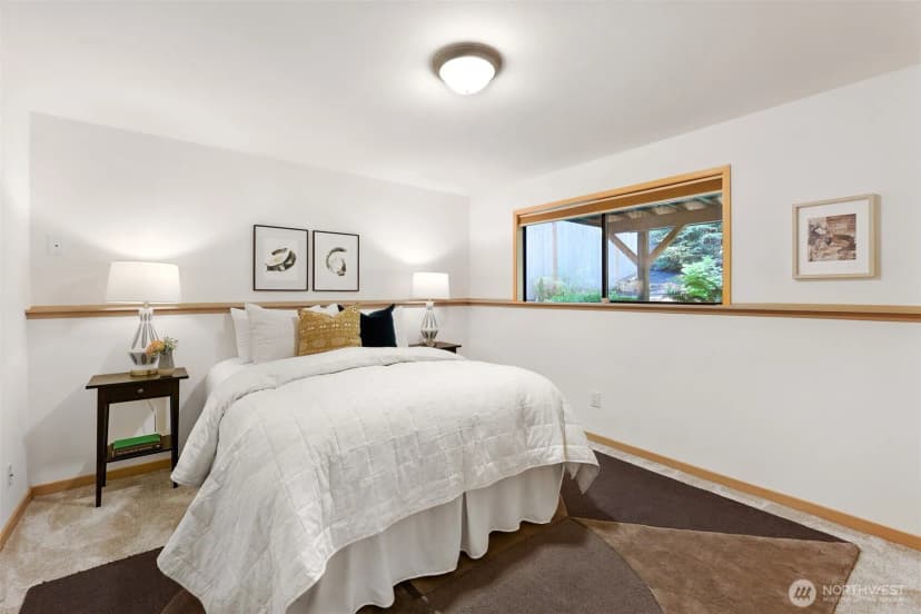 Property photo for 9559 45th Avenue Ne, Seattle photo 30