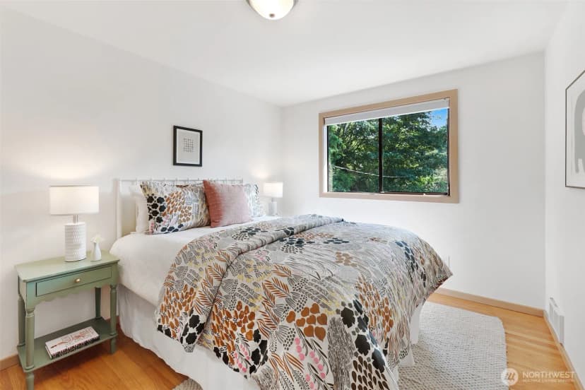 Property photo for 9559 45th Avenue Ne, Seattle photo 23