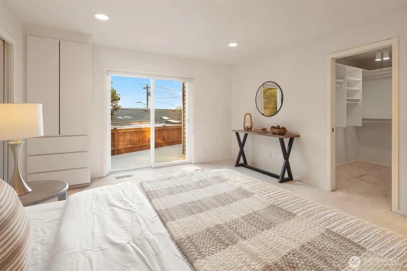 Property photo for 912 Cedar Street, Edmonds photo 16