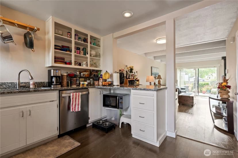 Property photo for 7650 Birch Bay Drive #f3, Blaine photo 6