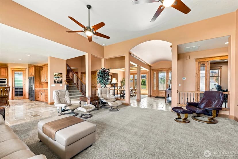 Property photo for 16905 135th Avenue Ct E, Puyallup photo 6