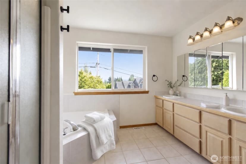 Property photo for 3766 Megan Lane, Bellingham photo 22