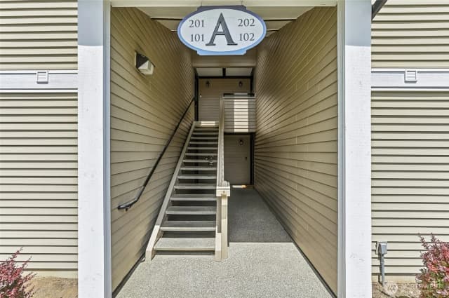 Property photo for 26005 106th Place Se #a102, Kent photo 3