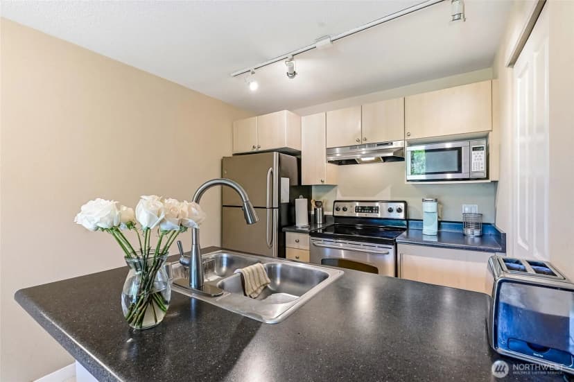 Property photo for 26005 106th Place Se #a102, Kent photo 11