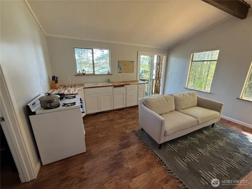 Property photo for 531 W Mackinaw Road, Shelton photo 12