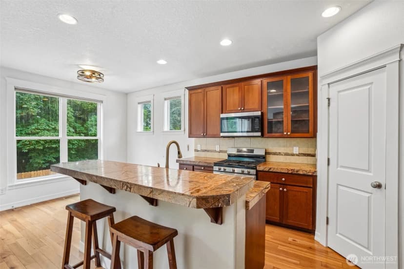 Property photo for 928 Ne 34th Avenue, Camas photo 13