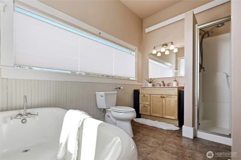 Property photo for 611 Rose Street, Port Townsend photo 21