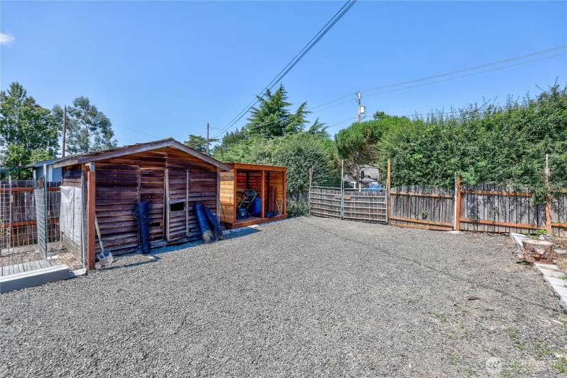 Property photo for 611 Rose Street, Port Townsend photo 39