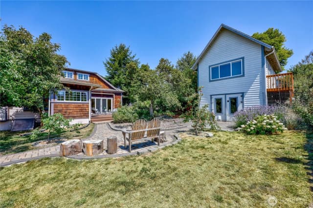 Property photo for 611 Rose Street, Port Townsend photo 5