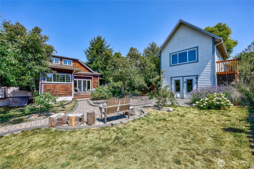 Property photo for 611 Rose Street, Port Townsend photo 5