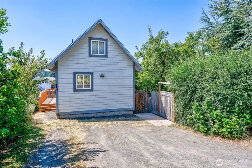 Property photo for 611 Rose Street, Port Townsend photo 30
