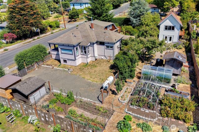 Property photo for 611 Rose Street, Port Townsend photo 2