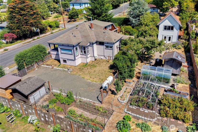 Property photo for 611 Rose Street, Port Townsend photo 2