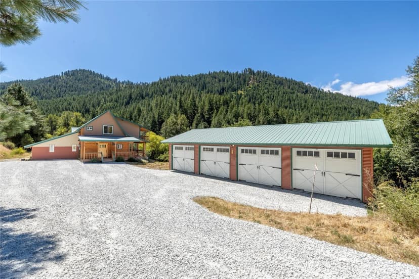 Property photo for 10365 Merry Canyon Road, Leavenworth photo 2