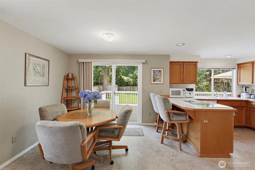 Property photo for 1105 Sw 352nd Street, Federal Way photo 8