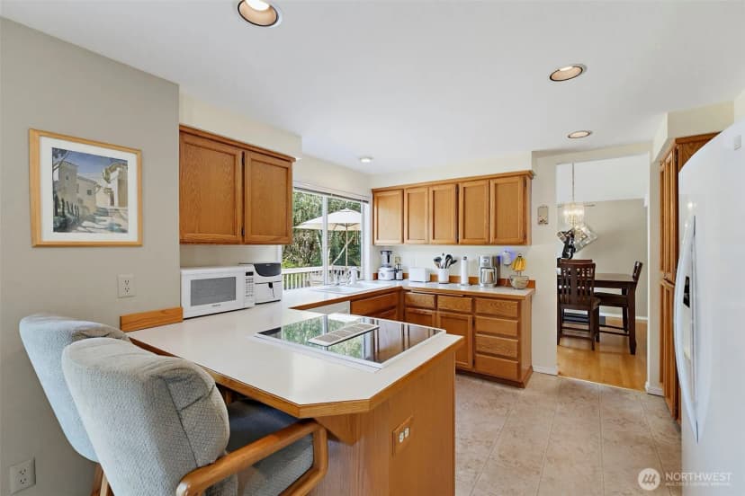 Property photo for 1105 Sw 352nd Street, Federal Way photo 9
