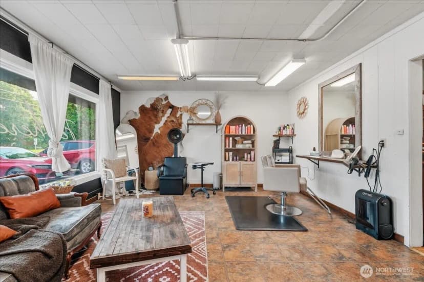Property photo for 21 W 4th Avenue, Omak photo 7
